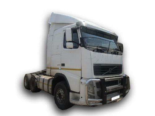 Repossessed VOLVO FMX  440 6X4 SLEEP